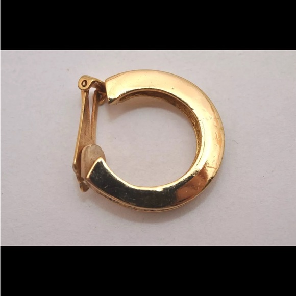 Christian Dior Vintage Rhinestone Clip-on Earrings Gold Tone CD 6723J - Picture 8 of 14